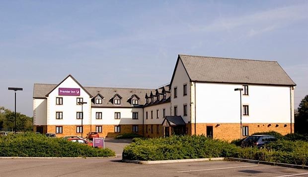 Premier Inn Глостер Экстерьер фото